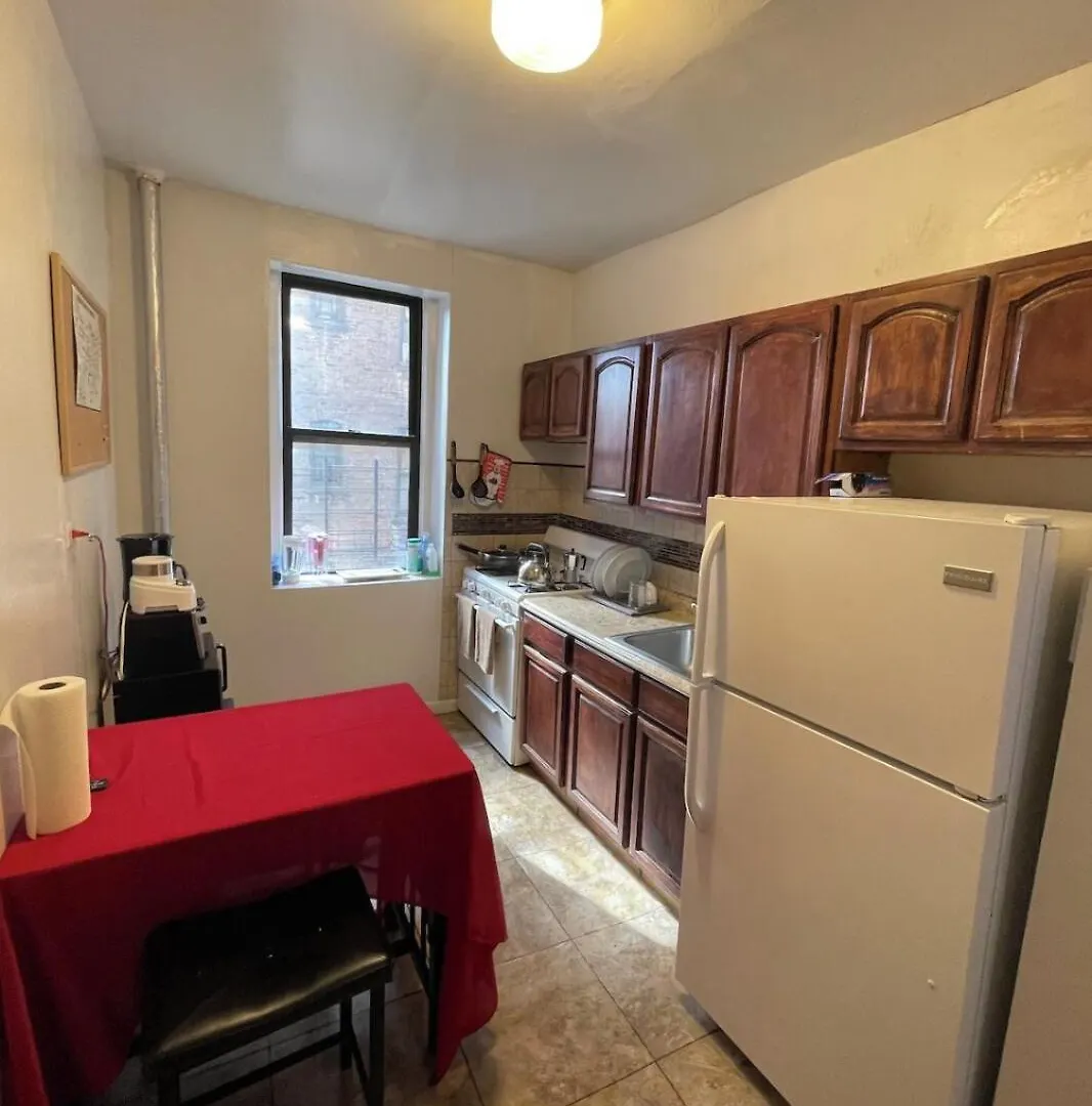 2-Bedroom Apartment In The Bronx And Pet Friendly New York