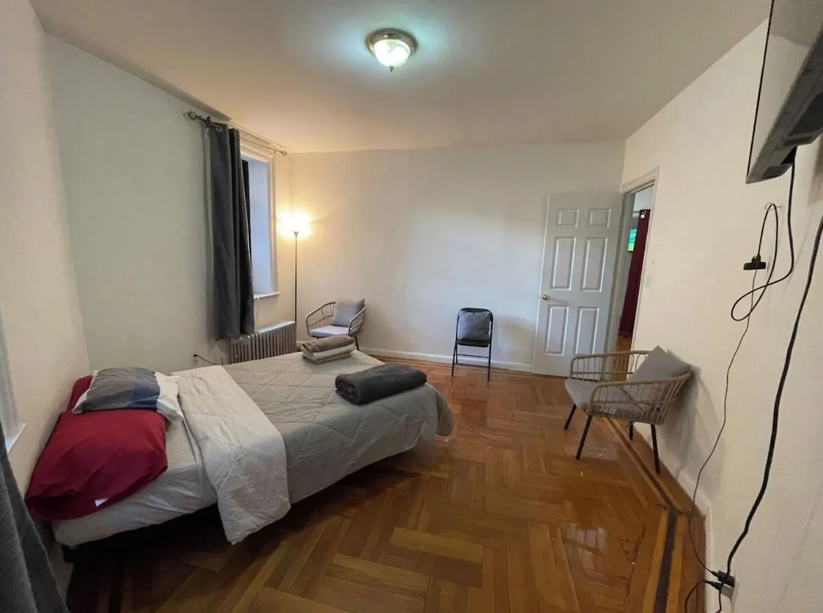 2-Bedroom Apartment In The Bronx And Pet Friendly New York 0*,  United States