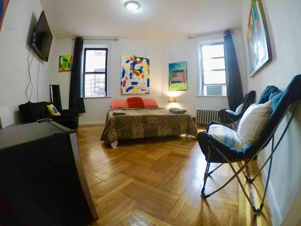 2-Bedroom Apartment In The Bronx And Pet Friendly New York